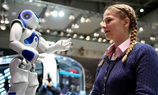 生产机器人企业年销售额1000多万综合税负27%，利用筹划税负4.5%