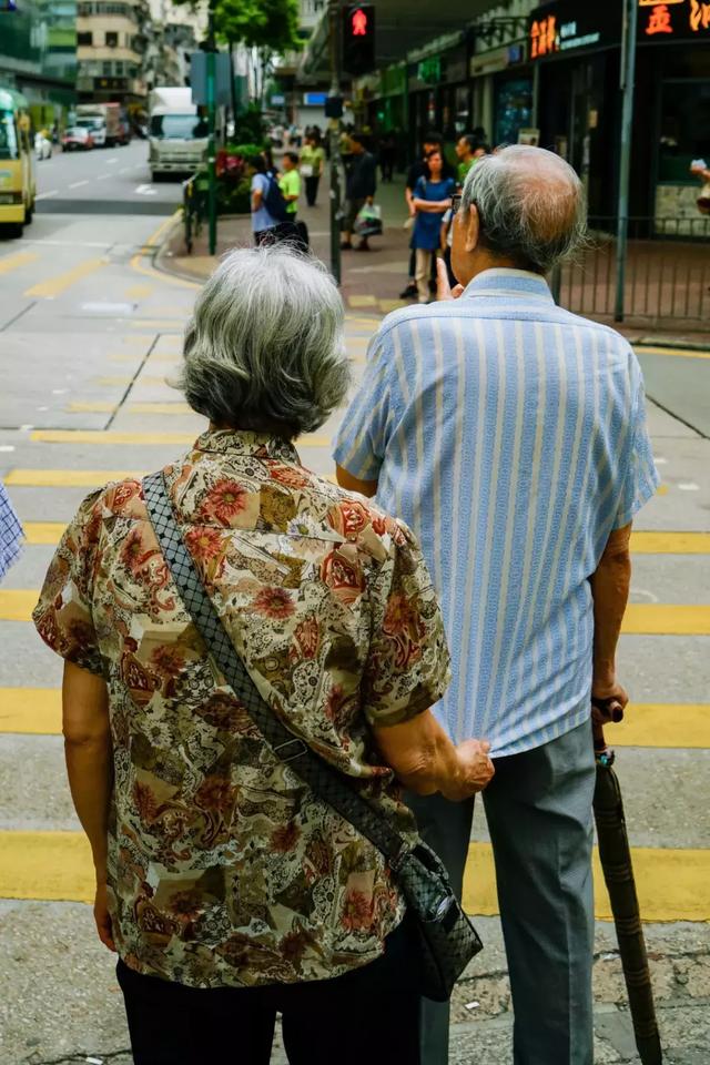 2035年养老金或将“耗尽”！8090后养老危机怎么解决？